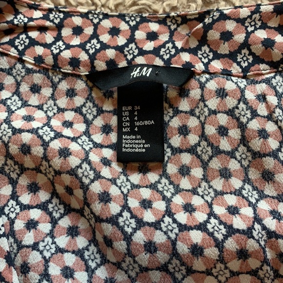 H&M Spring/Fall Dress S-4 - Picture 5 of 7